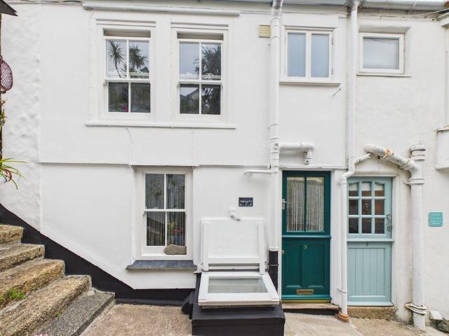House for sale in Penbeagle, Cornwall