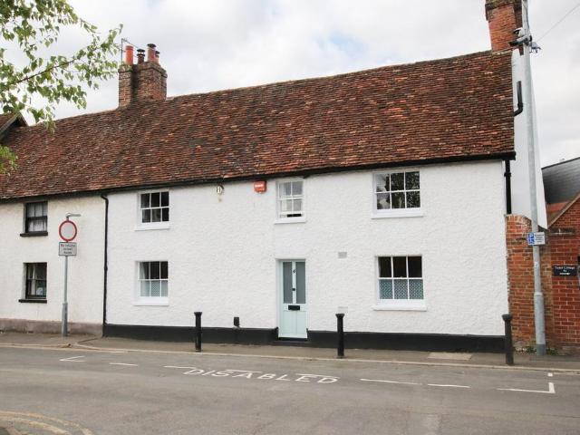 House for sale in Emmbrook, Wokingham