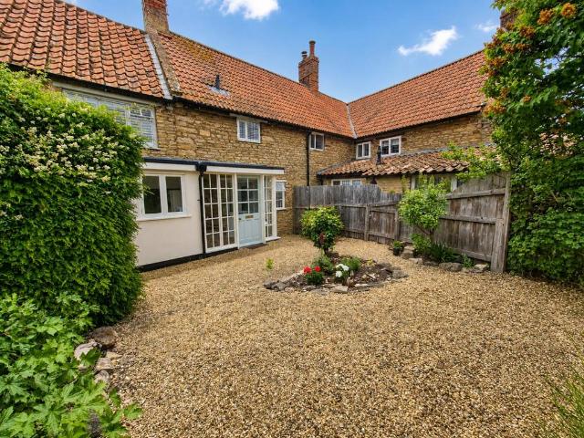 House for sale in Grendon