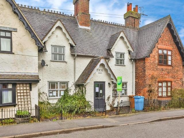 House for sale in Caldermill, East Midlands