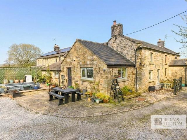 House for sale in Kingsley Moor, Staffordshire
