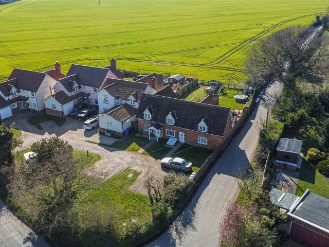 House for sale in Washbrook, Chelmondiston