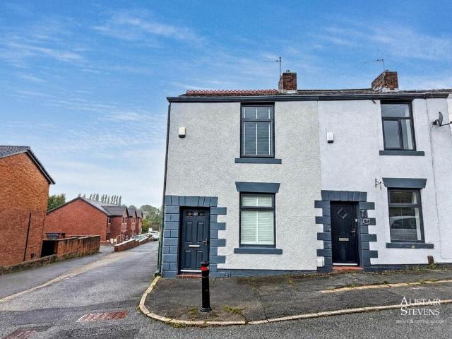 House for sale in Holden Fold, Pendock