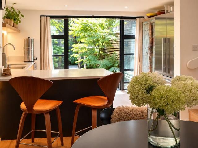 House for sale in Ashlyns Estate, Pouchen End