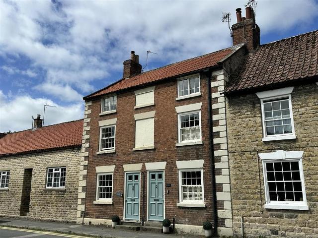 House for sale in Thornton-le-dale, North Yorkshire