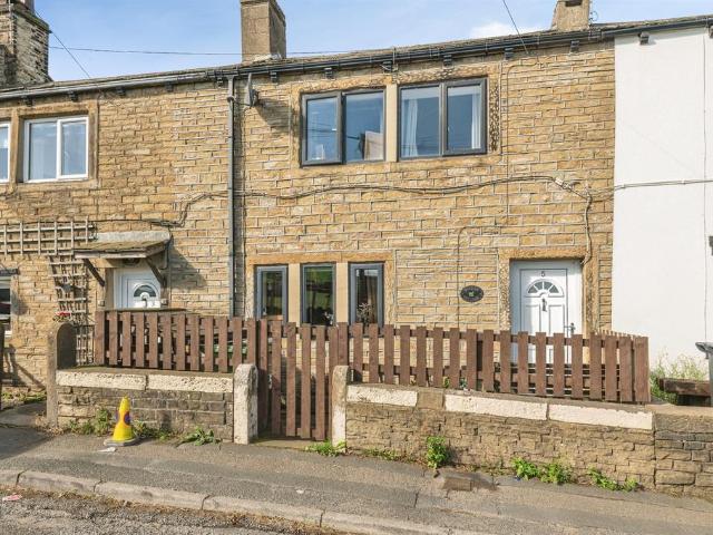 House for sale in Upper Heaton, Kirklees