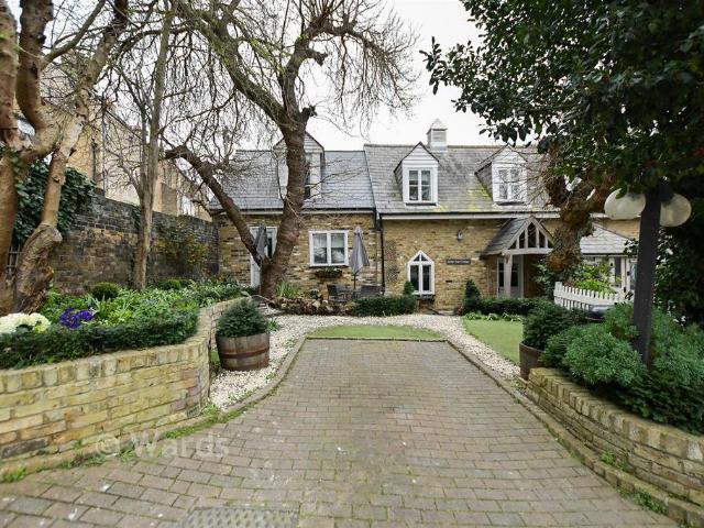 House for sale in Margate Old Town, Acol