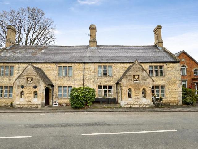 House for sale in Barholm, Lincolnshire