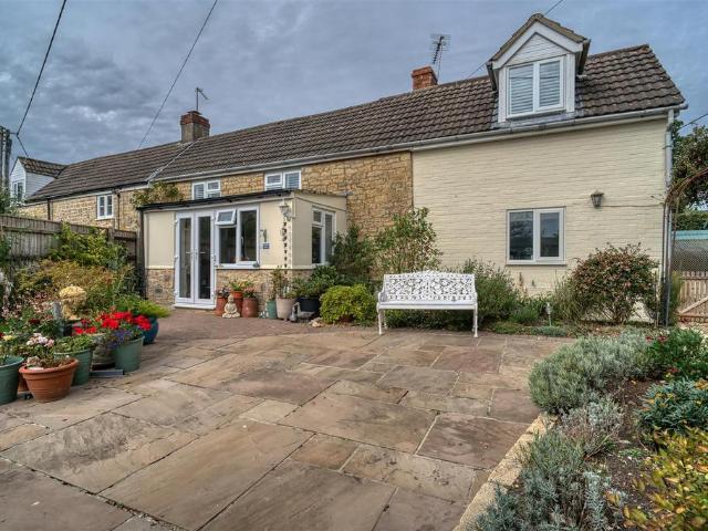 House for sale in Stour Provost, Stour Row