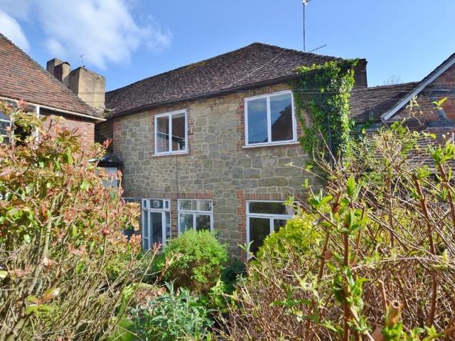 House for sale in Littlecote, West Sussex