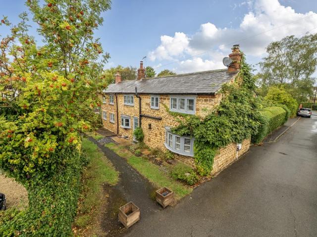 House for sale in Priors Marston, Stratford-on-Avon