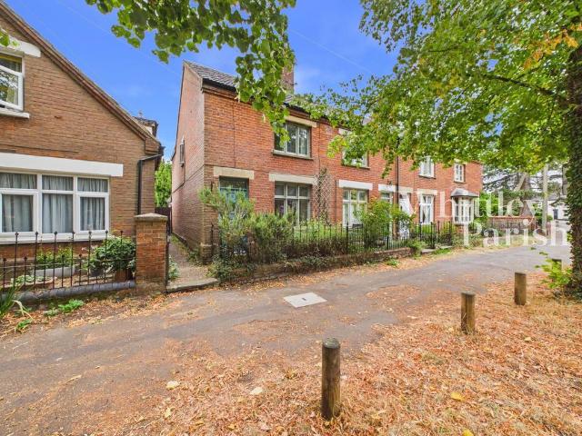 House for sale in Bedingfield, Suffolk