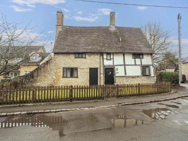 House for sale in South Hinksey, Dromore