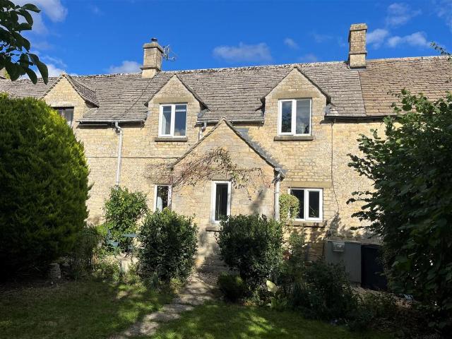 House for sale in Fossebridge, Gloucestershire