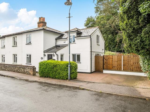 House for sale in Shenley, Hertfordshire