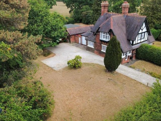 House for sale in Weston and Crewe Green