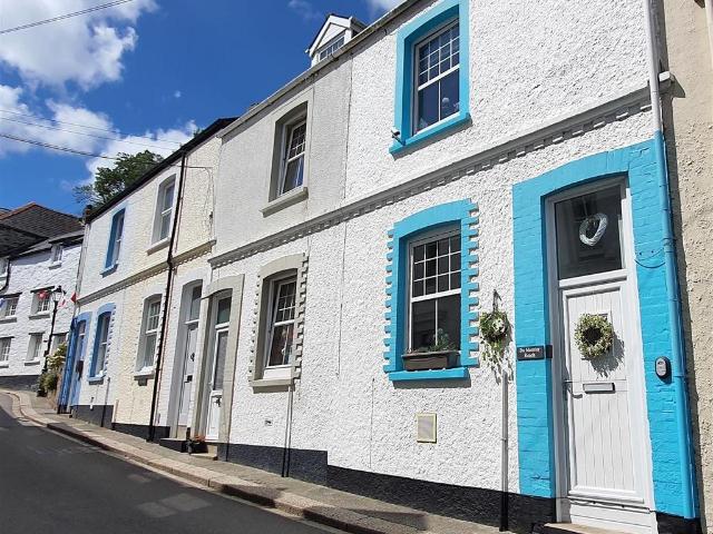 House for sale in Fowey, Cornwall