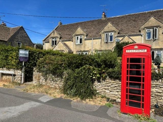 House for sale in Biddestone, Hartham