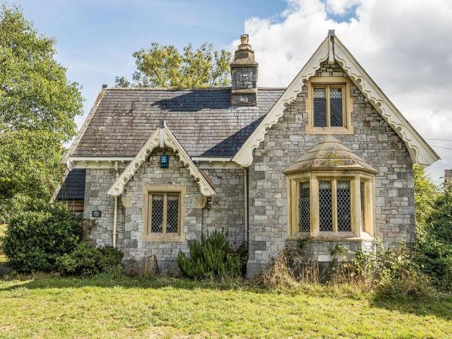 House for sale in Watergate, Devon