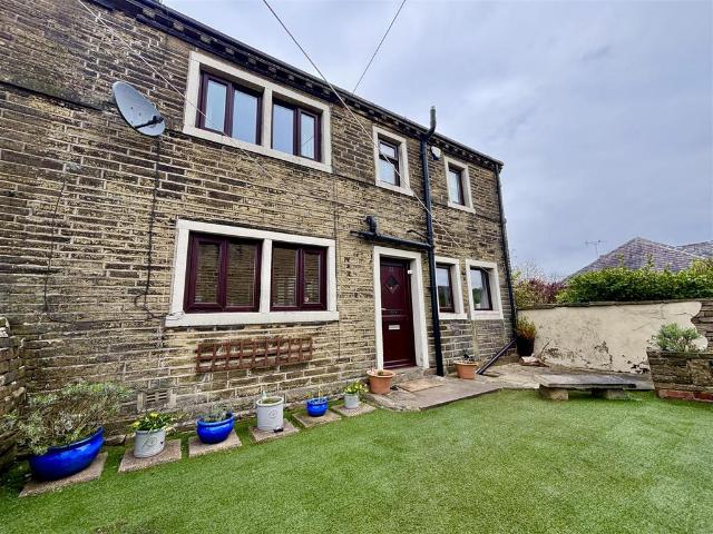 House for sale in Thornton, West Yorkshire