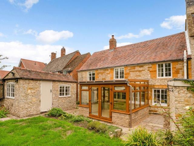 House for sale in Newbold on Stour, Alderminster