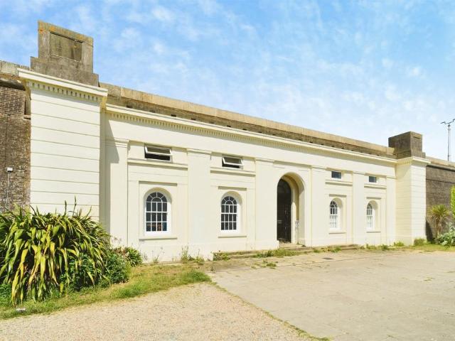 House for sale in Brighton Marina Village, Brighton & Hove
