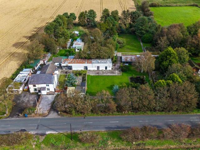 House for sale in Roby Mill, Lancashire