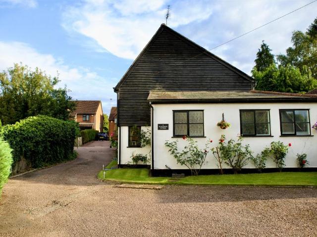 House for sale in King's Walden, Hertfordshire