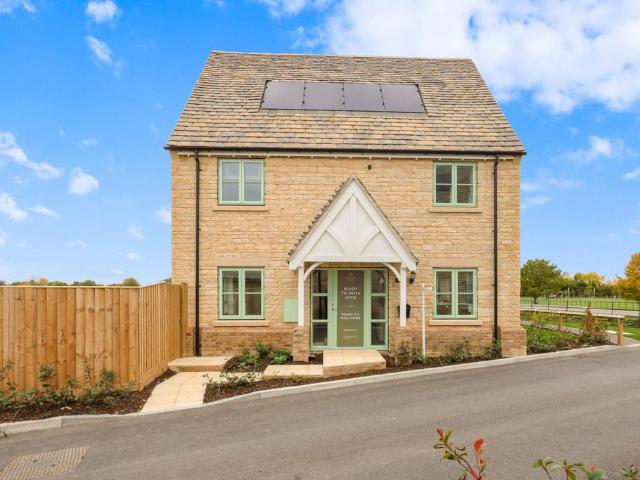 House for sale in Ashton Keynes, Wiltshire