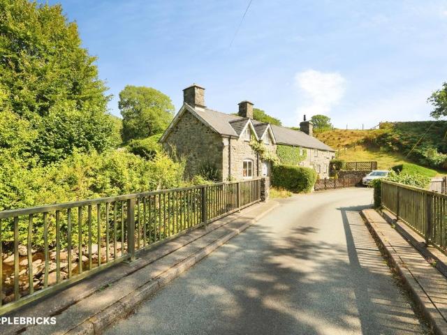 House for sale in Brithdir and Llanfachreth, Wales