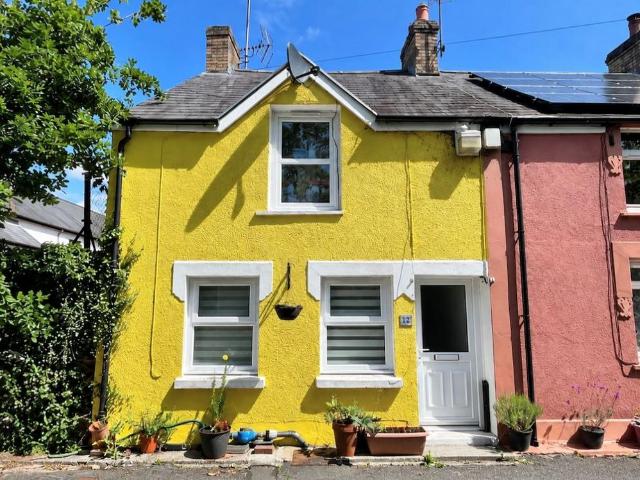 House for sale in Llandyfriog, Adpar