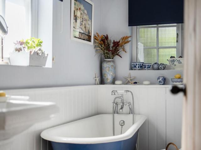 House for sale in Chichester, Littlecote
