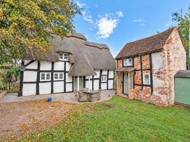 House for sale in Apperley, Tewkesbury