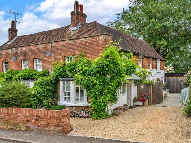 House for sale in Shurlock Row, Waltham St Lawrence