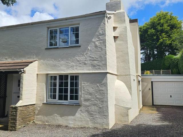 House for sale in Doublebois, Cornwall