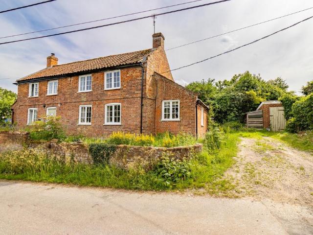 House for sale in Comers, Norfolk