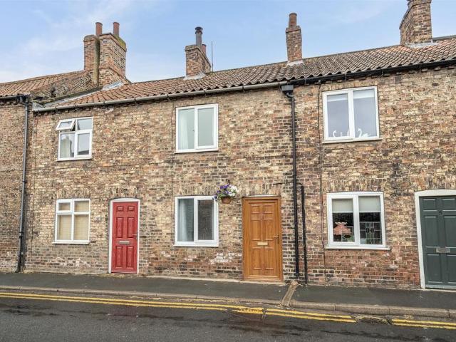 House for sale in Cawood, North Yorkshire