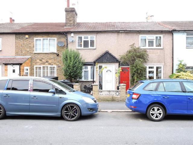 House for sale in Broxbourne, Hertfordshire