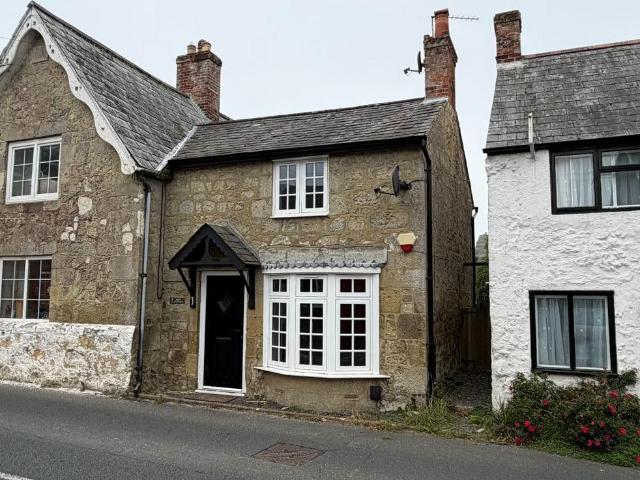 House for sale in Niton and Whitwell, Whitwell