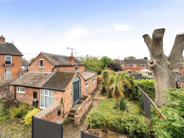 House for sale in Sandpits