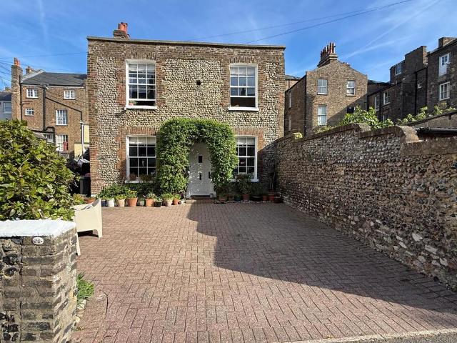 House for sale in East Cliff, Acol