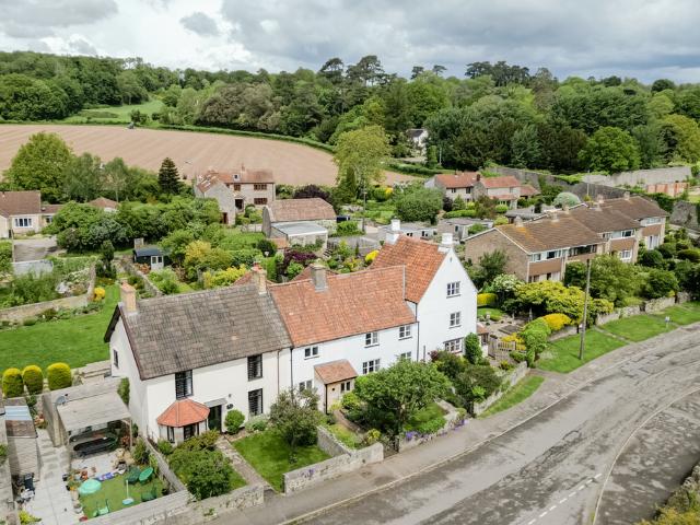 House for sale in Olveston, Tockington