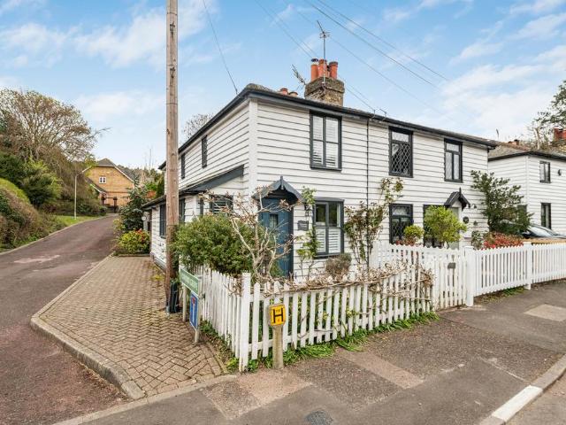 House for sale in Greater London