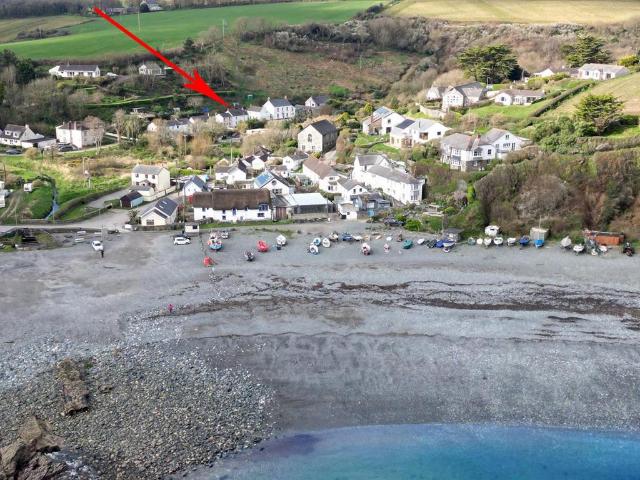 House for sale in St Keverne, Cornwall