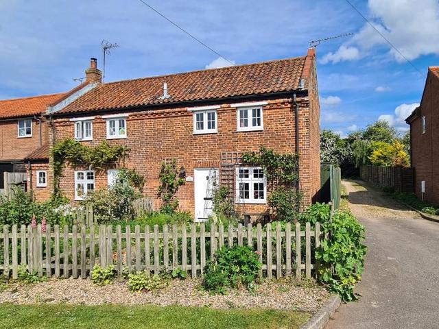 House for sale in Thorpe Market, Comers