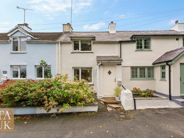 House for sale in Cwm Cadnant, Porthaethwy / Menai Bridge