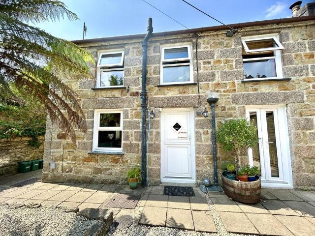 House for sale in Helston, Cornwall