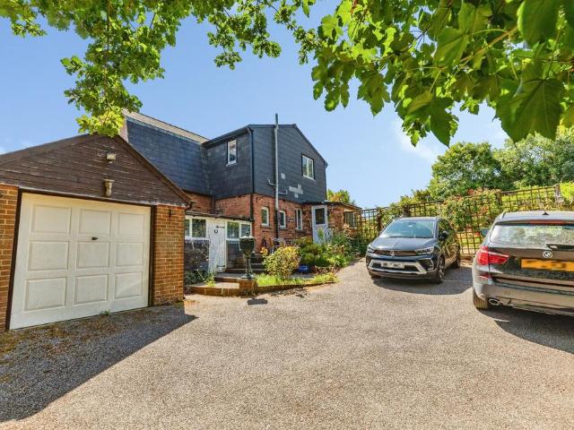 House for sale in Fairlight, Rother