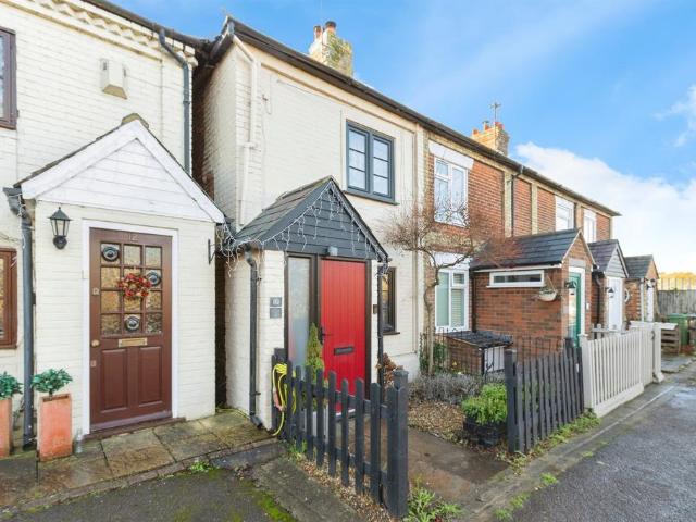 House for sale in Weston Turville, Aston Clinton