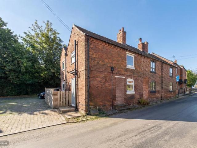 House for sale in Bromley Wood, East Staffordshire